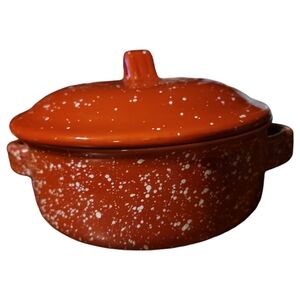 VTG LTD Commodities Stoneware Red Speckled Casserole Dutch Oven Dish Bowl/Lidded
